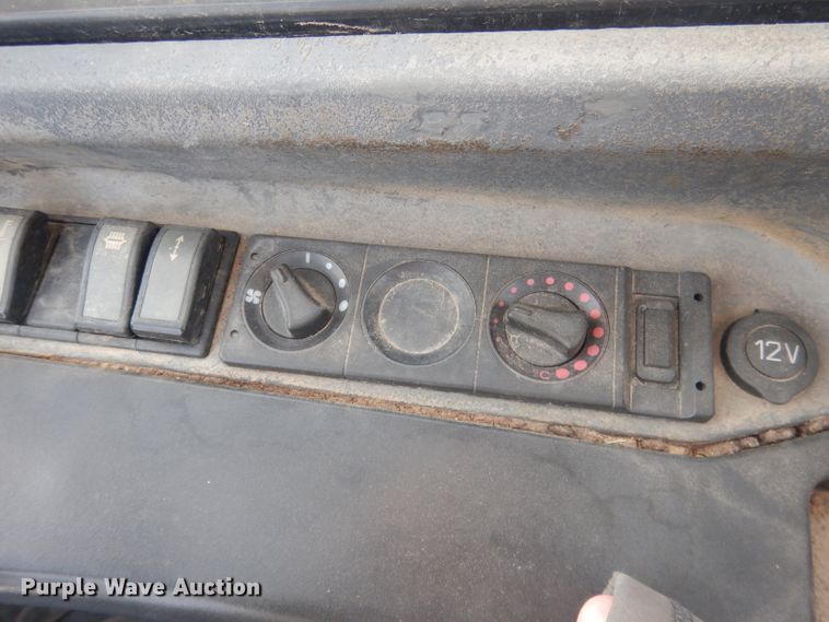 image for item HU9371 2010 Caterpillar TH406  telehandler