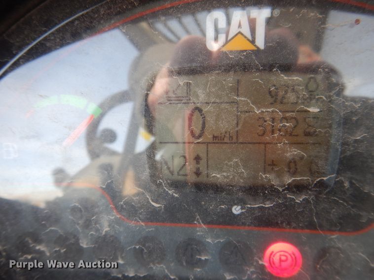 image for item HU9371 2010 Caterpillar TH406  telehandler