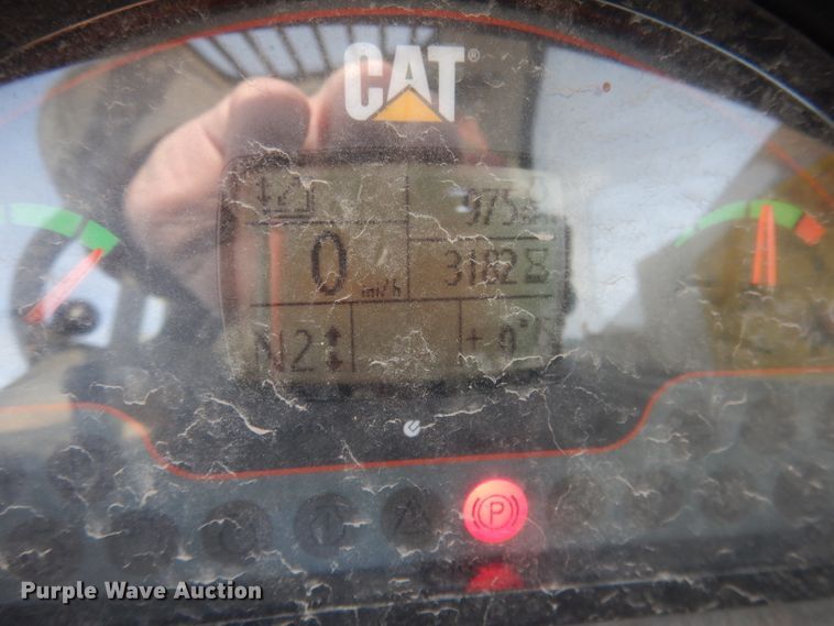 image for item HU9371 2010 Caterpillar TH406  telehandler