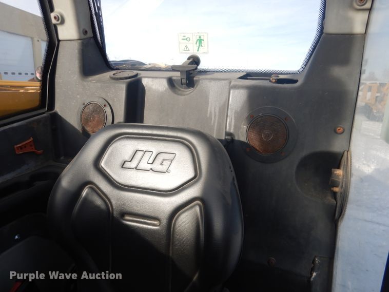 image for item HU9371 2010 Caterpillar TH406  telehandler