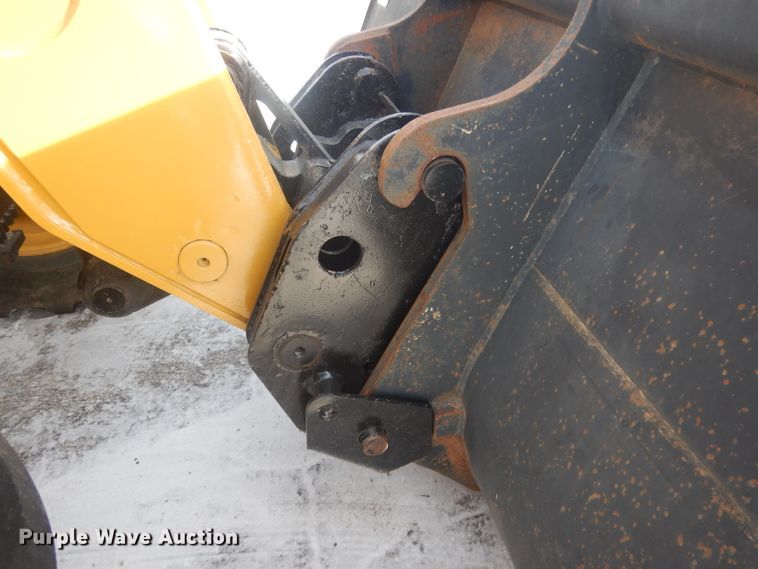 image for item HU9371 2010 Caterpillar TH406  telehandler