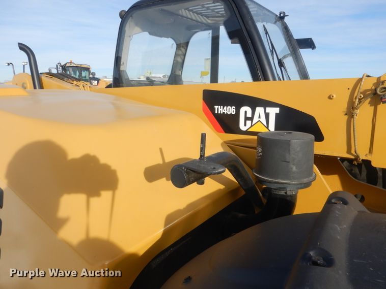 image for item HU9371 2010 Caterpillar TH406  telehandler