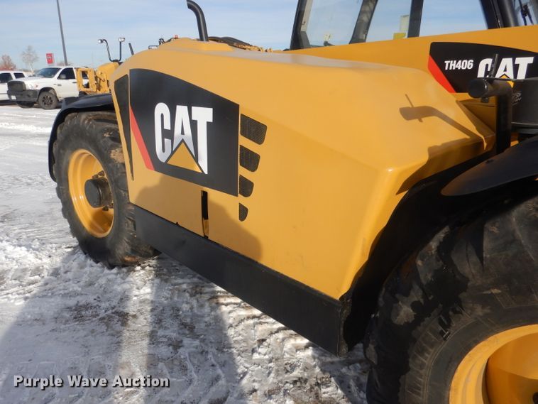 image for item HU9371 2010 Caterpillar TH406  telehandler