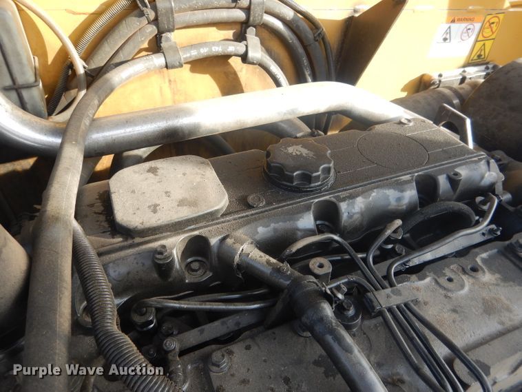 image for item HU9371 2010 Caterpillar TH406  telehandler