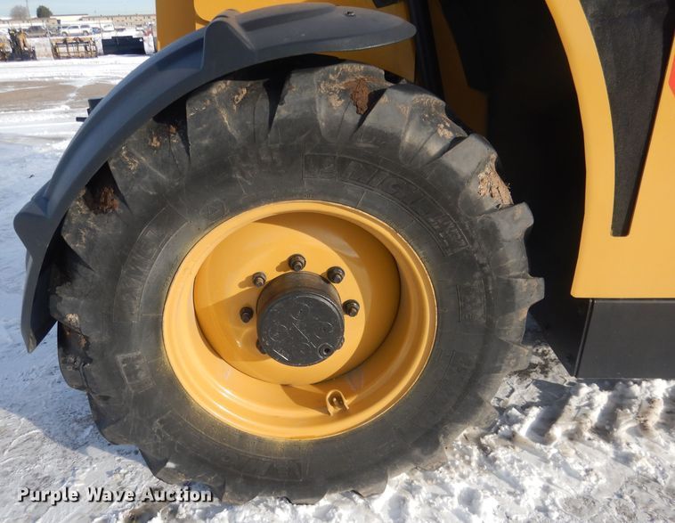 image for item HU9371 2010 Caterpillar TH406  telehandler