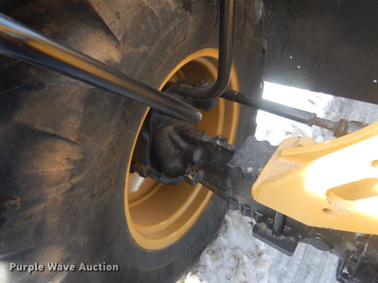 image for item HU9371 2010 Caterpillar TH406  telehandler