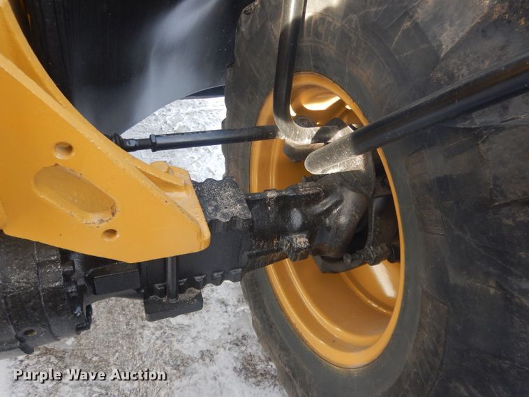 image for item HU9371 2010 Caterpillar TH406  telehandler