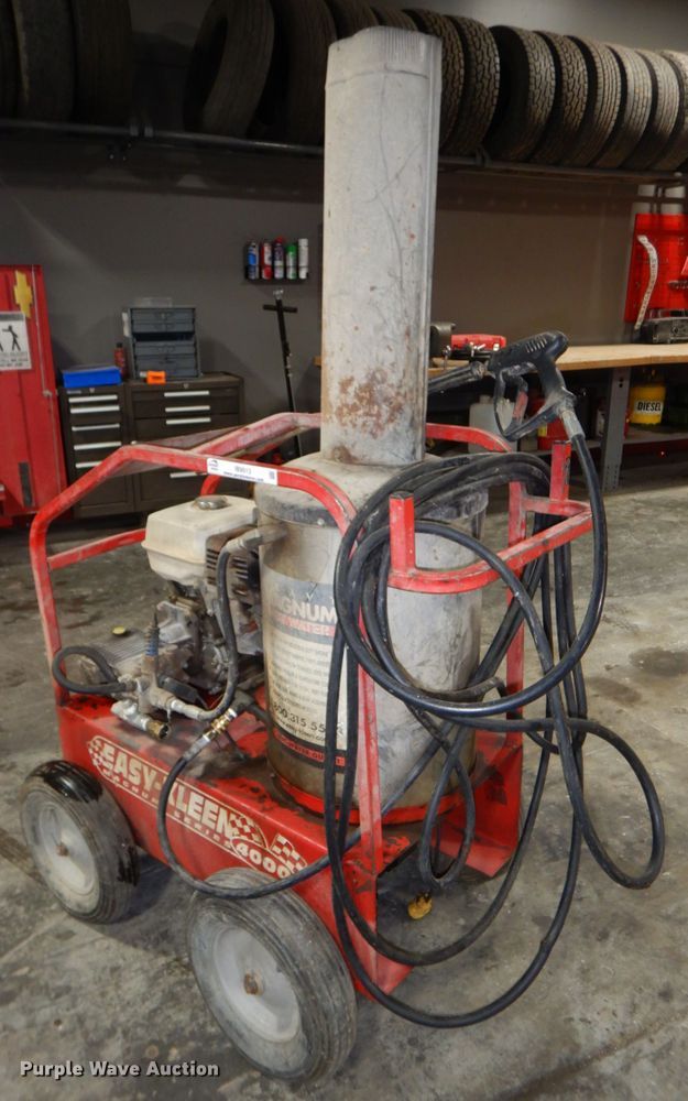 image for item IB9513 Easy Kleen Magnum 4000  hot pressure washer