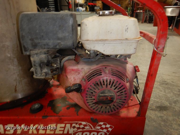 image for item IB9513 Easy Kleen Magnum 4000  hot pressure washer