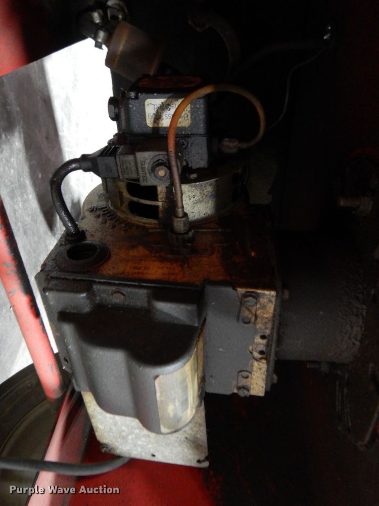 image for item IB9513 Easy Kleen Magnum 4000  hot pressure washer