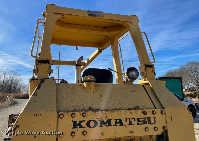 image for item IF9268 1990 Komatsu D68E  dozer