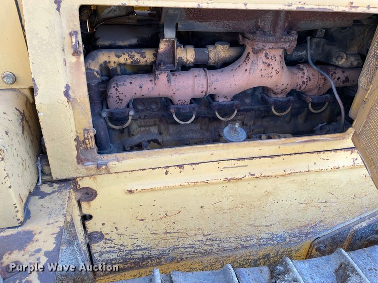 image for item IF9268 1990 Komatsu D68E  dozer