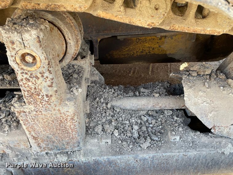 image for item IF9268 1990 Komatsu D68E  dozer