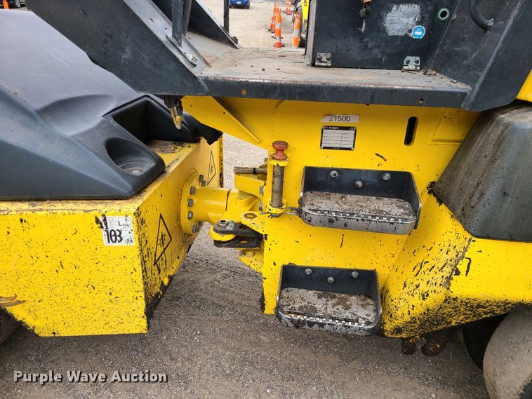image for item IF9276 2017 Bomag BW11RH-5  pneumatic roller