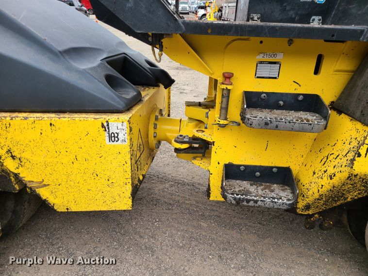 image for item IF9276 2017 Bomag BW11RH-5  pneumatic roller
