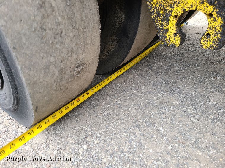 image for item IF9276 2017 Bomag BW11RH-5  pneumatic roller