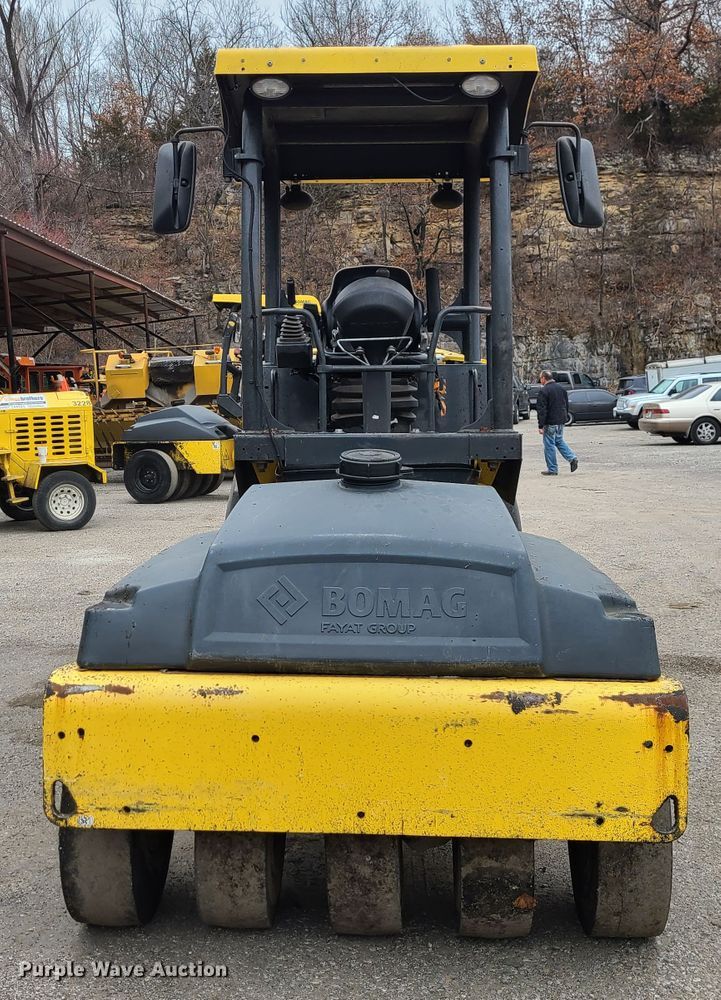 image for item IF9277 2017 Bomag BW11RH-5  pneumatic roller