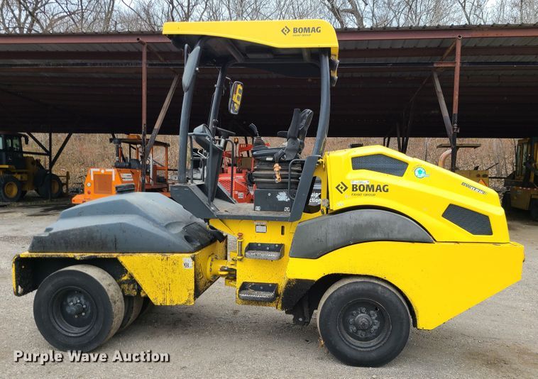 image for item IF9277 2017 Bomag BW11RH-5  pneumatic roller