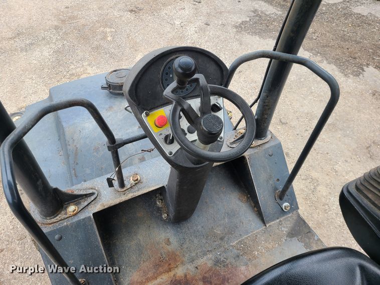 image for item IF9277 2017 Bomag BW11RH-5  pneumatic roller