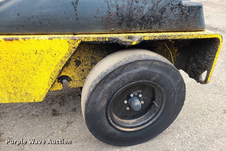 image for item IF9277 2017 Bomag BW11RH-5  pneumatic roller