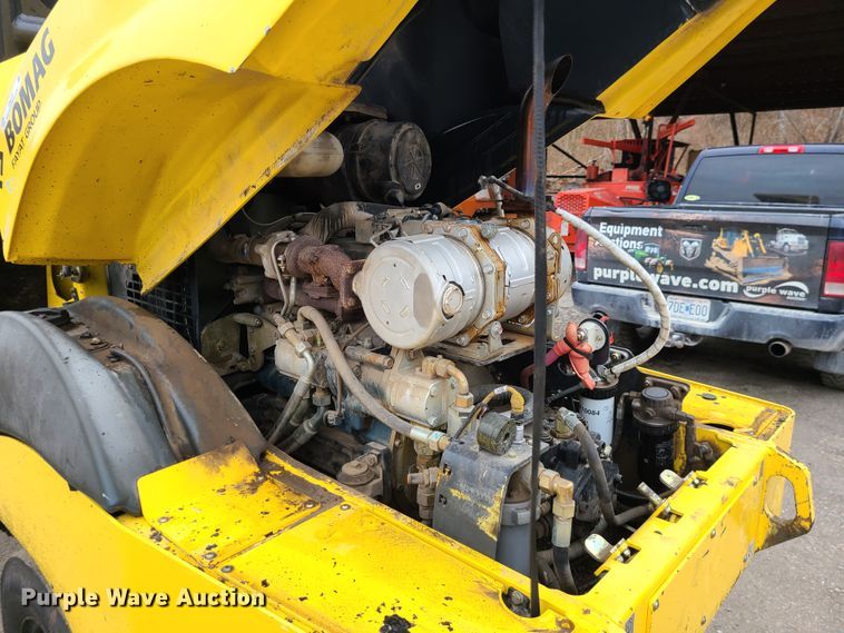 image for item IF9277 2017 Bomag BW11RH-5  pneumatic roller