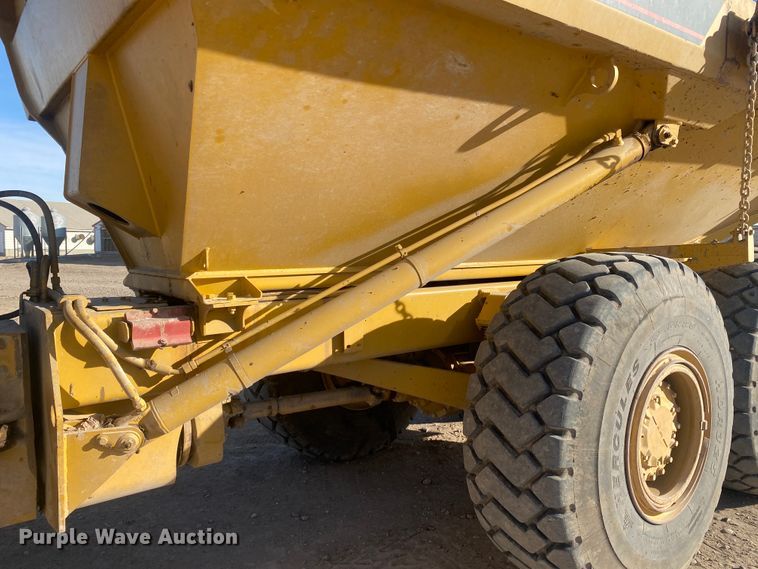 image for item IG9268 Caterpillar D300E  haul truck