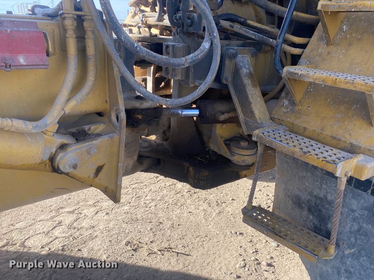 image for item IG9268 Caterpillar D300E  haul truck