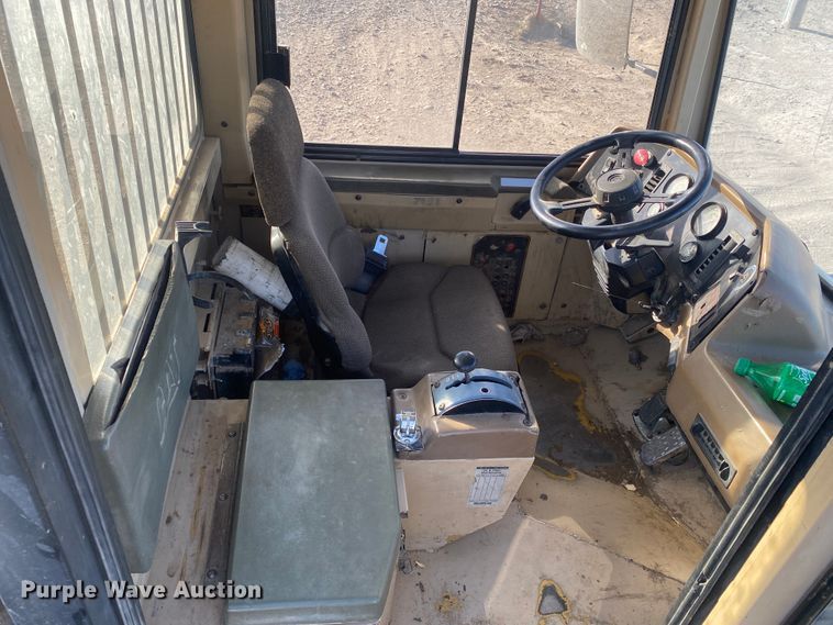 image for item IG9268 Caterpillar D300E  haul truck