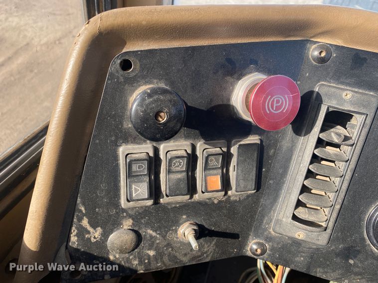 image for item IG9268 Caterpillar D300E  haul truck