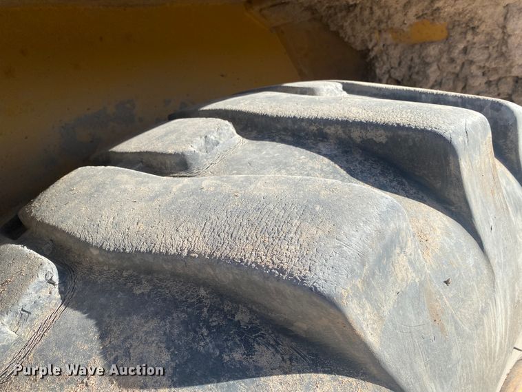 image for item IG9268 Caterpillar D300E  haul truck