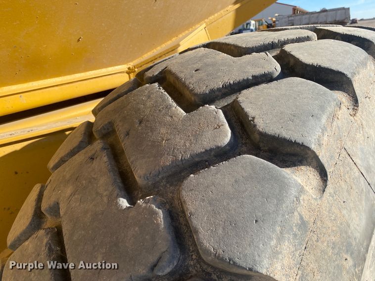 image for item IG9268 Caterpillar D300E  haul truck