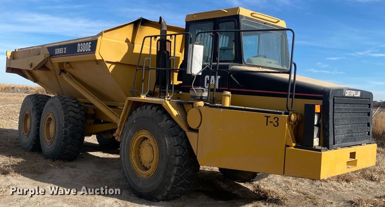 image for item IG9270 1996 Caterpillar D300E  haul truck