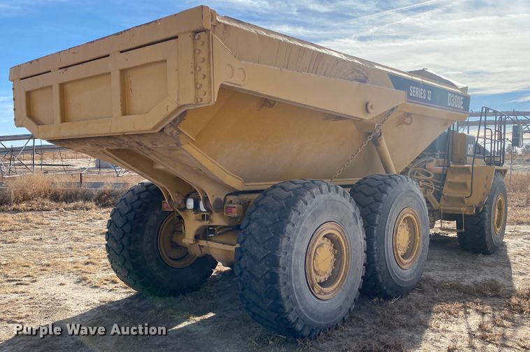 image for item IG9270 1996 Caterpillar D300E  haul truck
