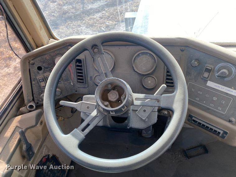 image for item IG9270 1996 Caterpillar D300E  haul truck