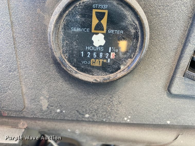 image for item IG9270 1996 Caterpillar D300E  haul truck