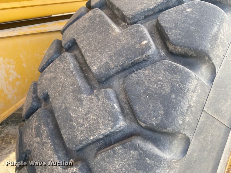 image for item IG9270 1996 Caterpillar D300E  haul truck