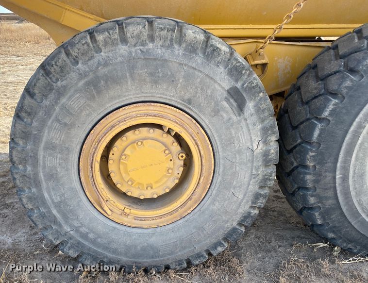 image for item IG9270 1996 Caterpillar D300E  haul truck