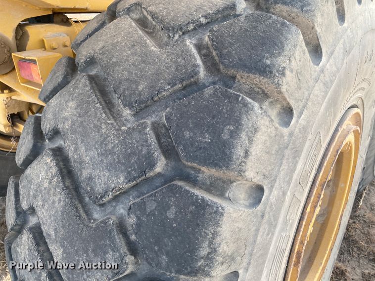 image for item IG9270 1996 Caterpillar D300E  haul truck