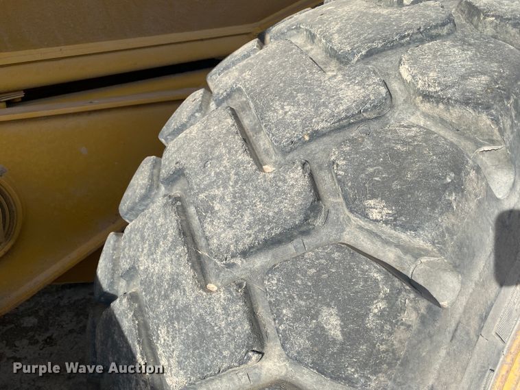 image for item IG9270 1996 Caterpillar D300E  haul truck