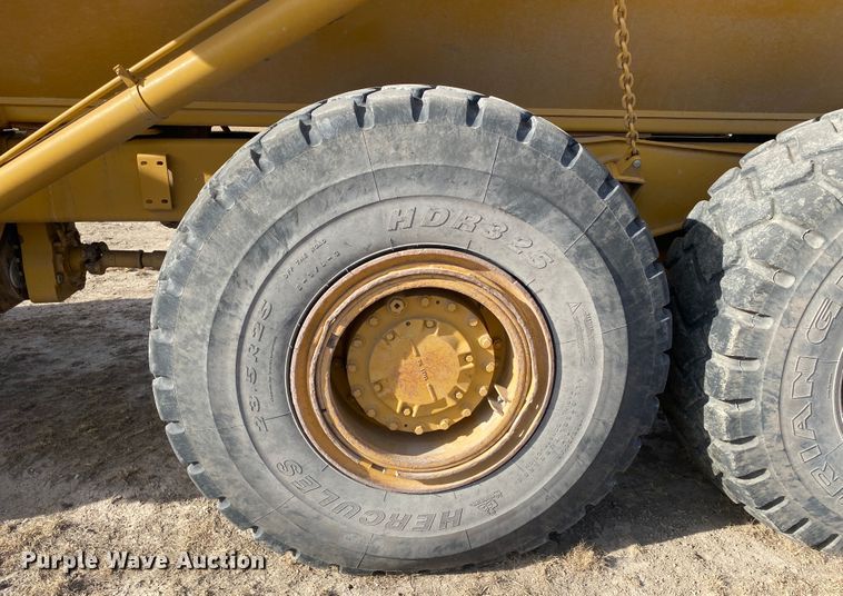 image for item IG9270 1996 Caterpillar D300E  haul truck