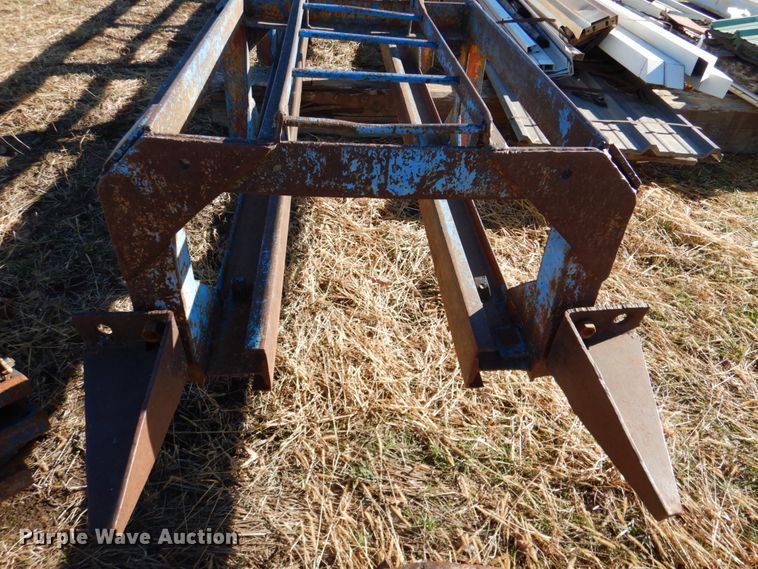 image for item IH9122 Pile driver