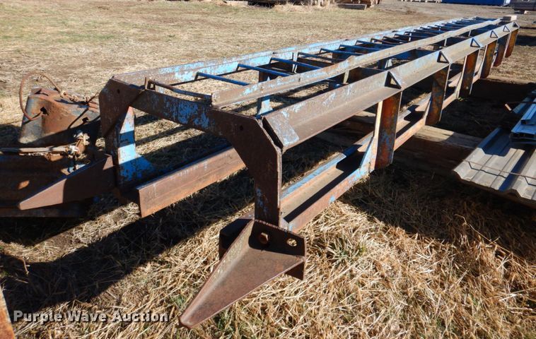 image for item IH9122 Pile driver