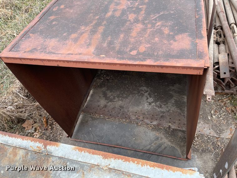 image for item IJ9539 Grain bin erection equipment