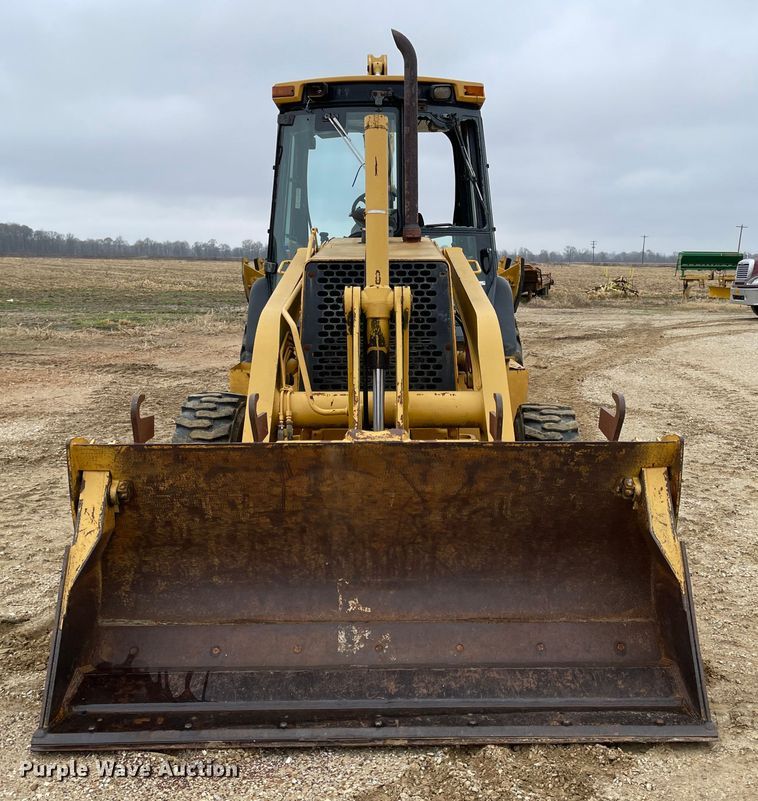 image for item IJ9565 1998 John Deere 310E  backhoe