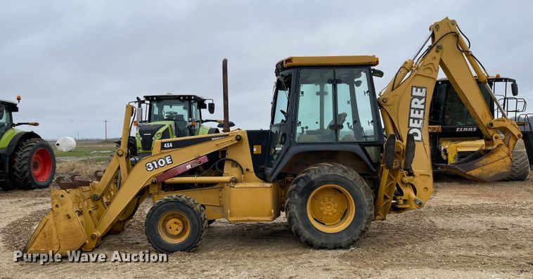 image for item IJ9565 1998 John Deere 310E  backhoe