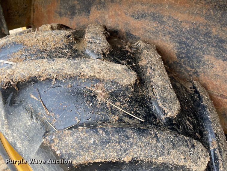 image for item IJ9565 1998 John Deere 310E  backhoe