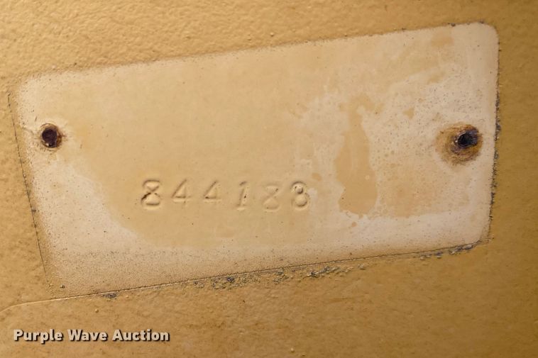 image for item IJ9565 1998 John Deere 310E  backhoe