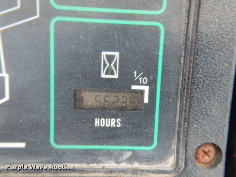 image for item IO9569 1998 Case 621B  wheel loader