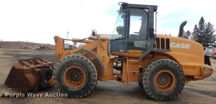 image for item IO9570 2005 Case 621D  wheel loader