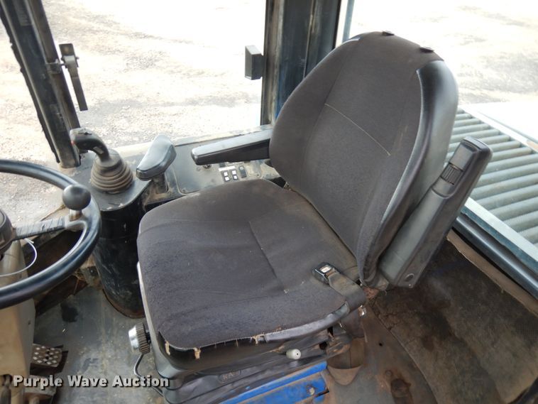 image for item IO9570 2005 Case 621D  wheel loader